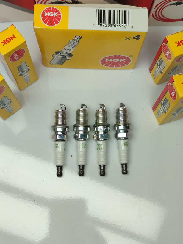 شمع پایه کوتاه کرومی ان جی کی6962 (NGK) ژاپن